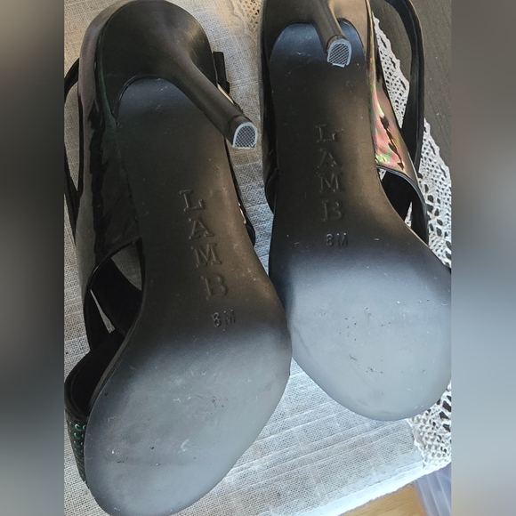 L.A.M.B. 4 inch size 8 heels - Picture 4 of 8